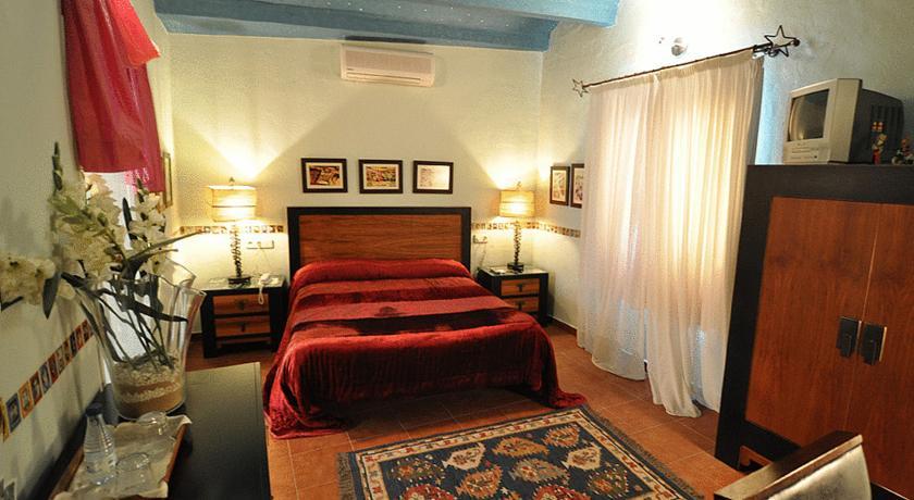 Hotel Utopia Benalup-Casas Viejas Kültér fotó